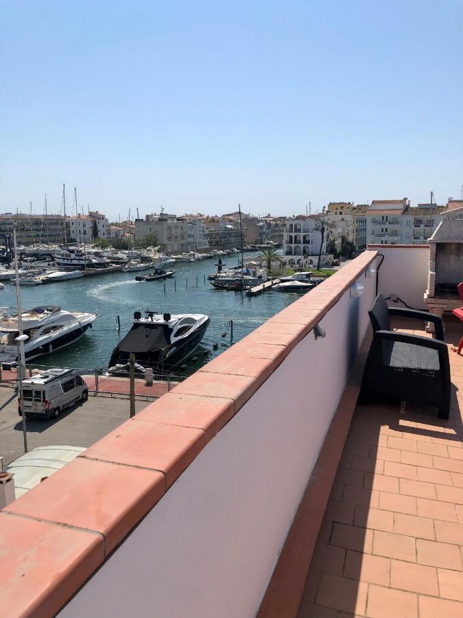Appartement 80 M2,Port Rhodes D-2 Chambres, Terrasse Panoramique, Vue Sur Le Canal Principal D'Empuriabrava Exterior foto
