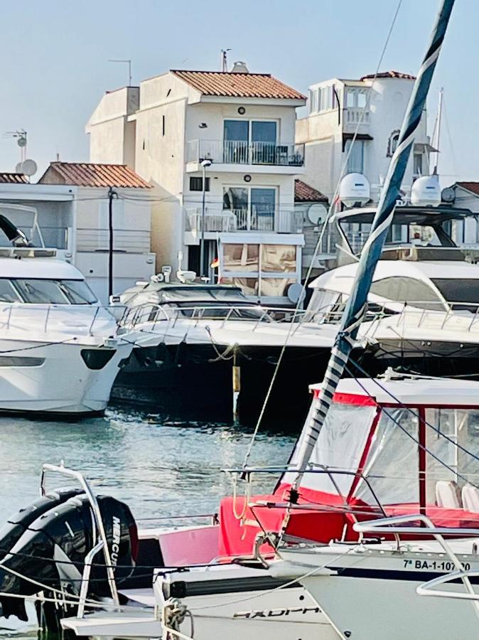 Appartement 80 M2,Port Rhodes D-2 Chambres, Terrasse Panoramique, Vue Sur Le Canal Principal D'Empuriabrava Exterior foto